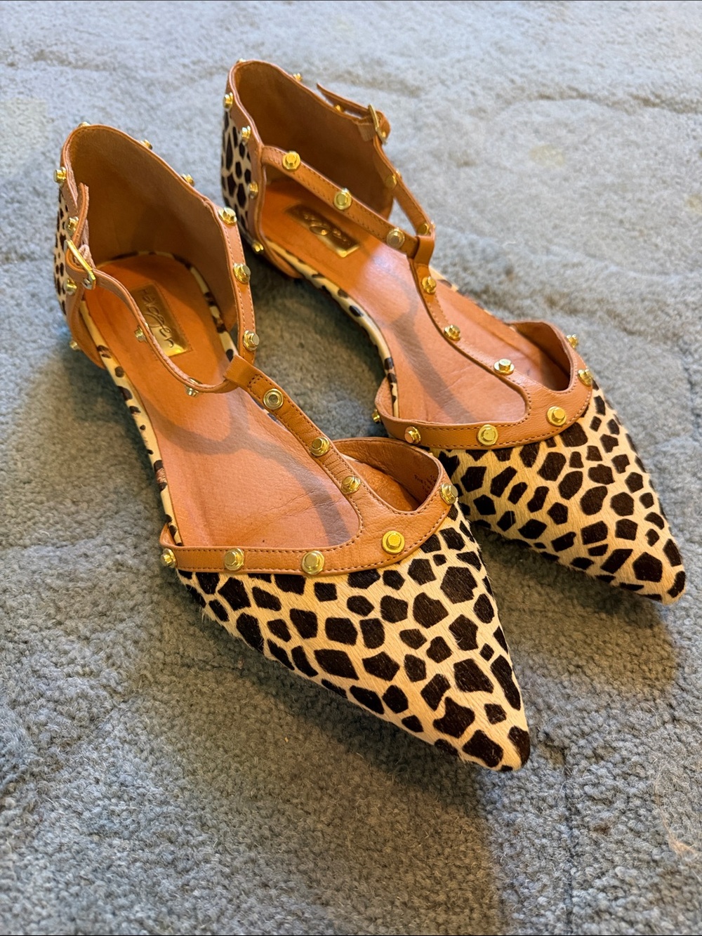 Woman’s Halogen flats